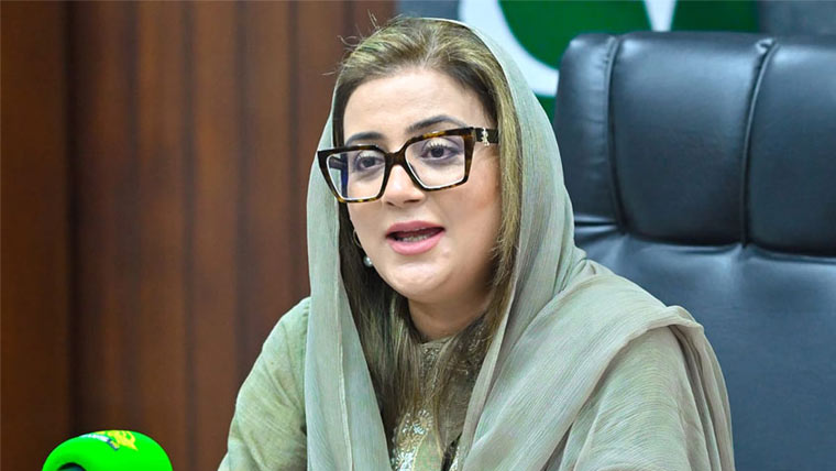 Azma Bukhari announces to sue TV anchor, YouTuber